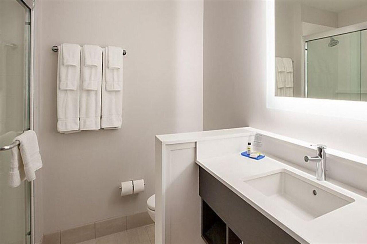 Holiday Inn Express & Suites Tuscaloosa East By Ihg Eksteriør bilde